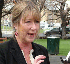 Pressure mounts over MP's conduct 4 Pressure mounts over MP's conduct 4