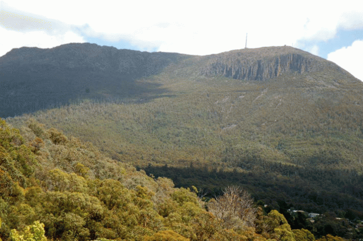 Beautiful Tasmania and a Sublime mountain 3