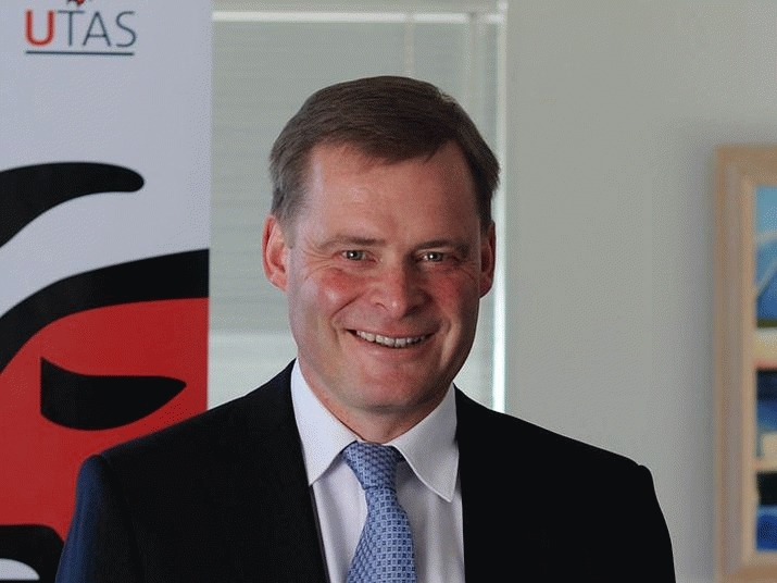 Vice-Chancellor Dumps on Launceston 3