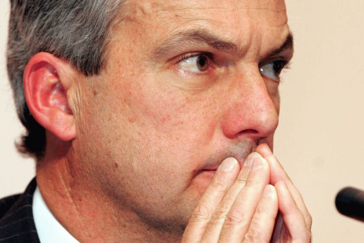 Macquarie chief Nicholas Moore's pay soars to $16.5m 3