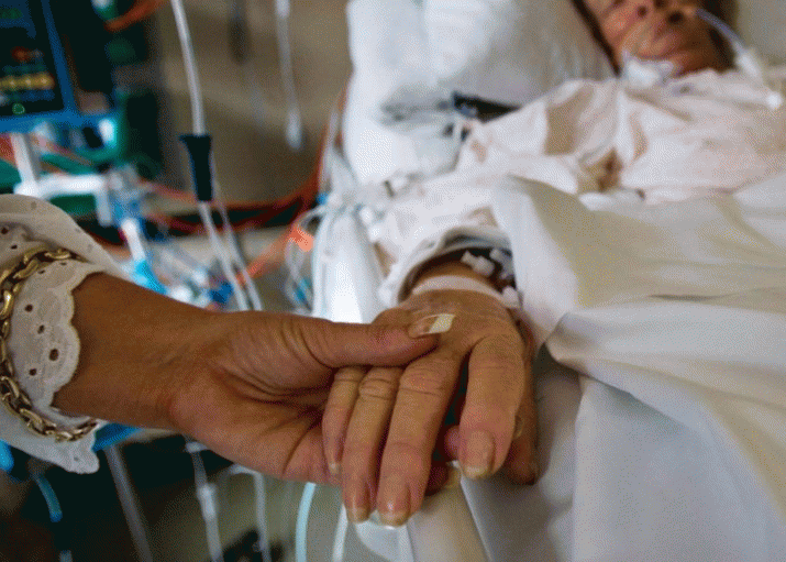 Support for voluntary assisted dying law reform 4 Support for voluntary assisted dying law reform 4