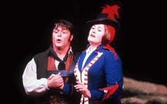 Opera great Joan Sutherland dies 3
