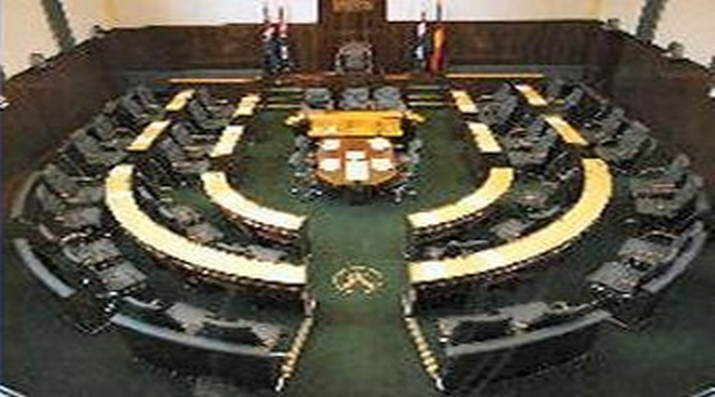 The absurdity of a 25-seat Parliament ... 3