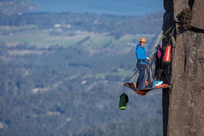 'Campaign Against the Cable Car Reaches Dizzying New Heights' 10 'Campaign Against the Cable Car Reaches Dizzying New Heights' 4