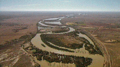 Burke urges calm over Murray water proposals 4 Burke urges calm over Murray water proposals 4