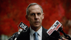 Greens will supersede ALP, says Brown as Wilkie warns Labor 6 Greens will supersede ALP, says Brown as Wilkie warns Labor 4