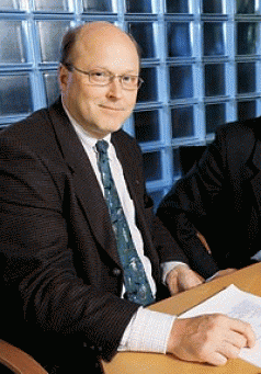 Pulp mill boss recruited to make project appealing 4 Pulp mill boss recruited to make project appealing 4