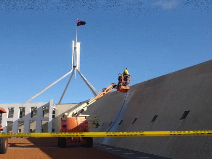 No bribes please, we’re corrupt Australians! 6 No bribes please, we’re corrupt Australians! 4