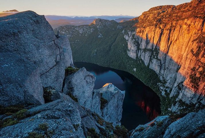 Tuesday, June 23, 6pm, Wild Island Gallery: Defending our precious World Heritage Area 4 image