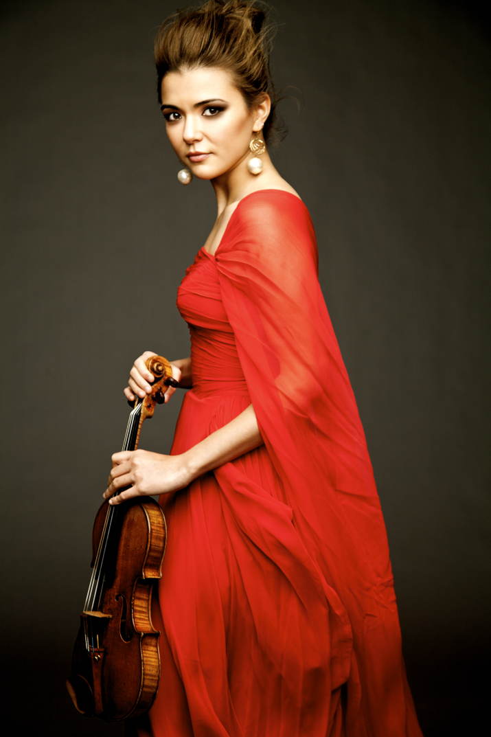 Violinist of dazzling prowess and heartfelt emotion joins the TSO for concert Sep 1 4 image