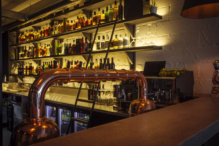 Robbie Brown’s Bar Wins Bar of The Year Tasmania 2016 1