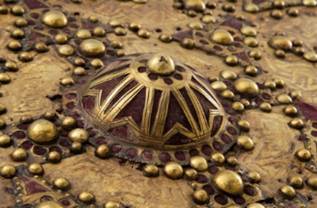 Part 1: A Background to The Broach of Burning Gold ... 13 Part 1: A Background to The Broach of Burning Gold ... 13