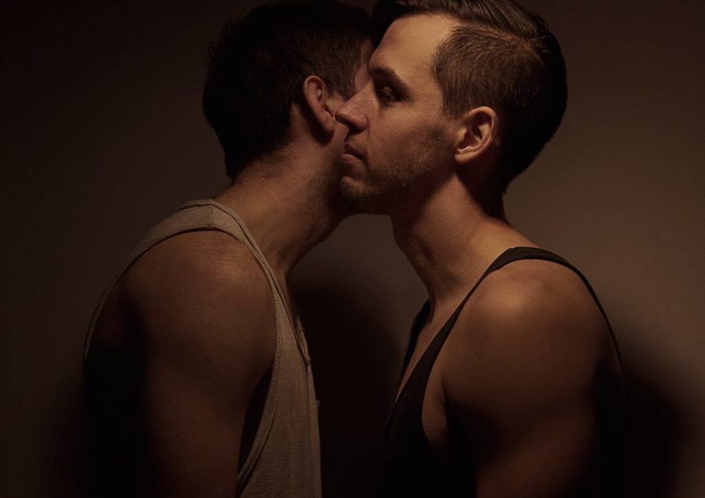 Swan song for award-winning show on trauma and queer anxiety 1