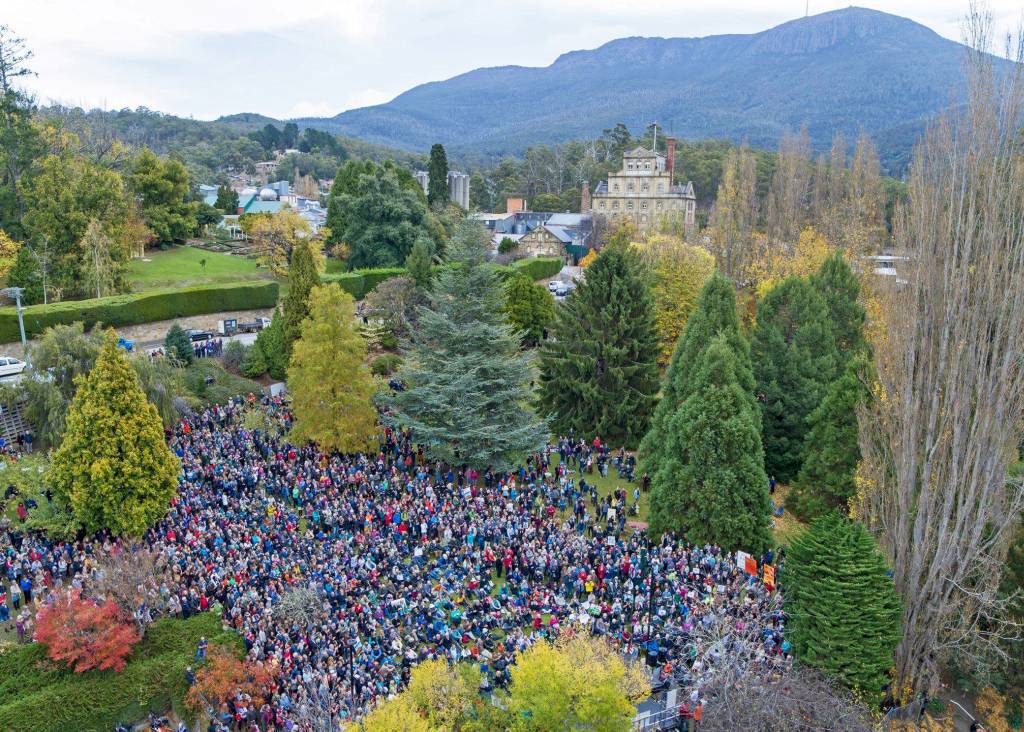 The State Government fails to acknowledge majority community opposition to the proposed Cable Car after three public consultations ... ! 5