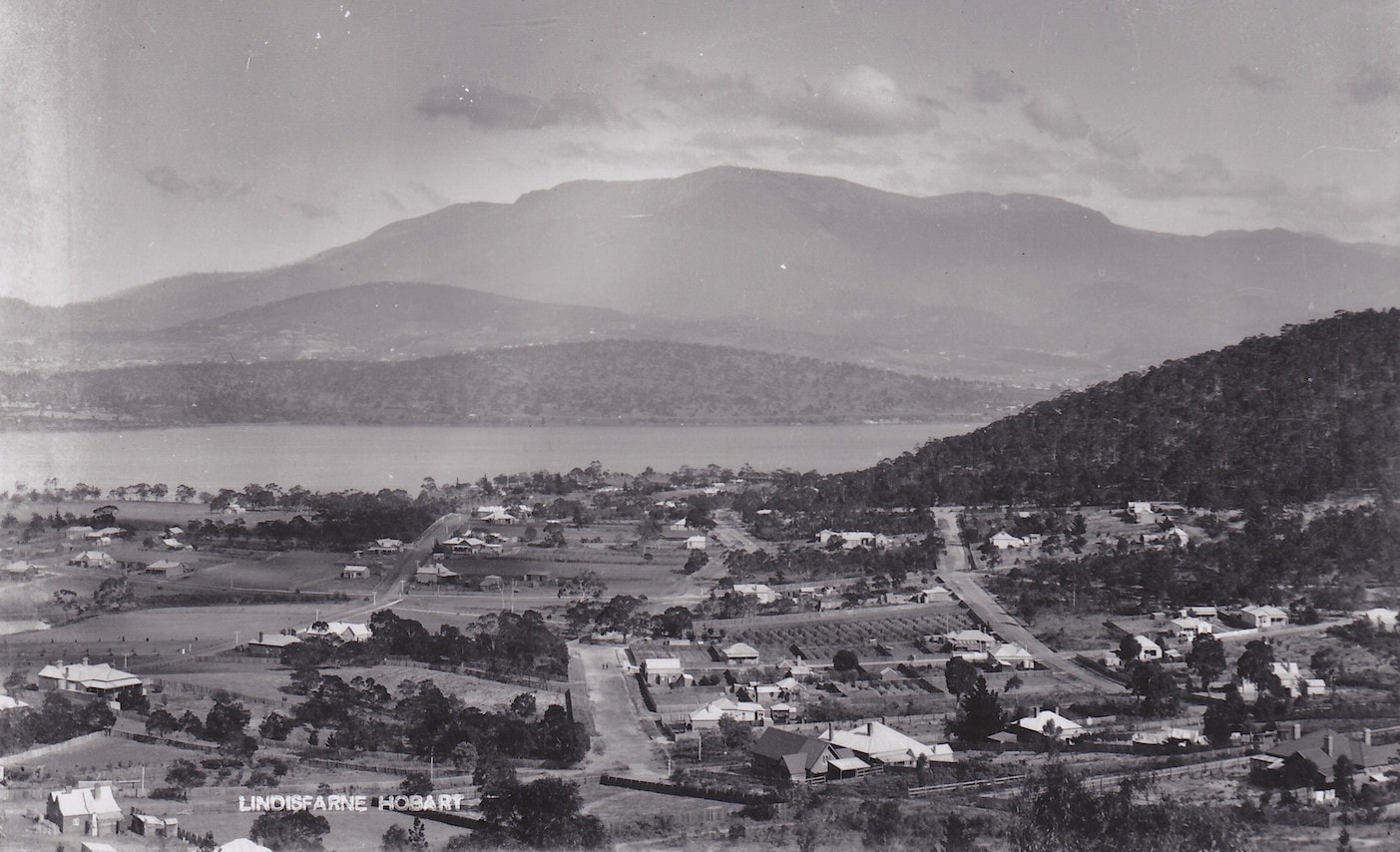 Lindisfern Bay