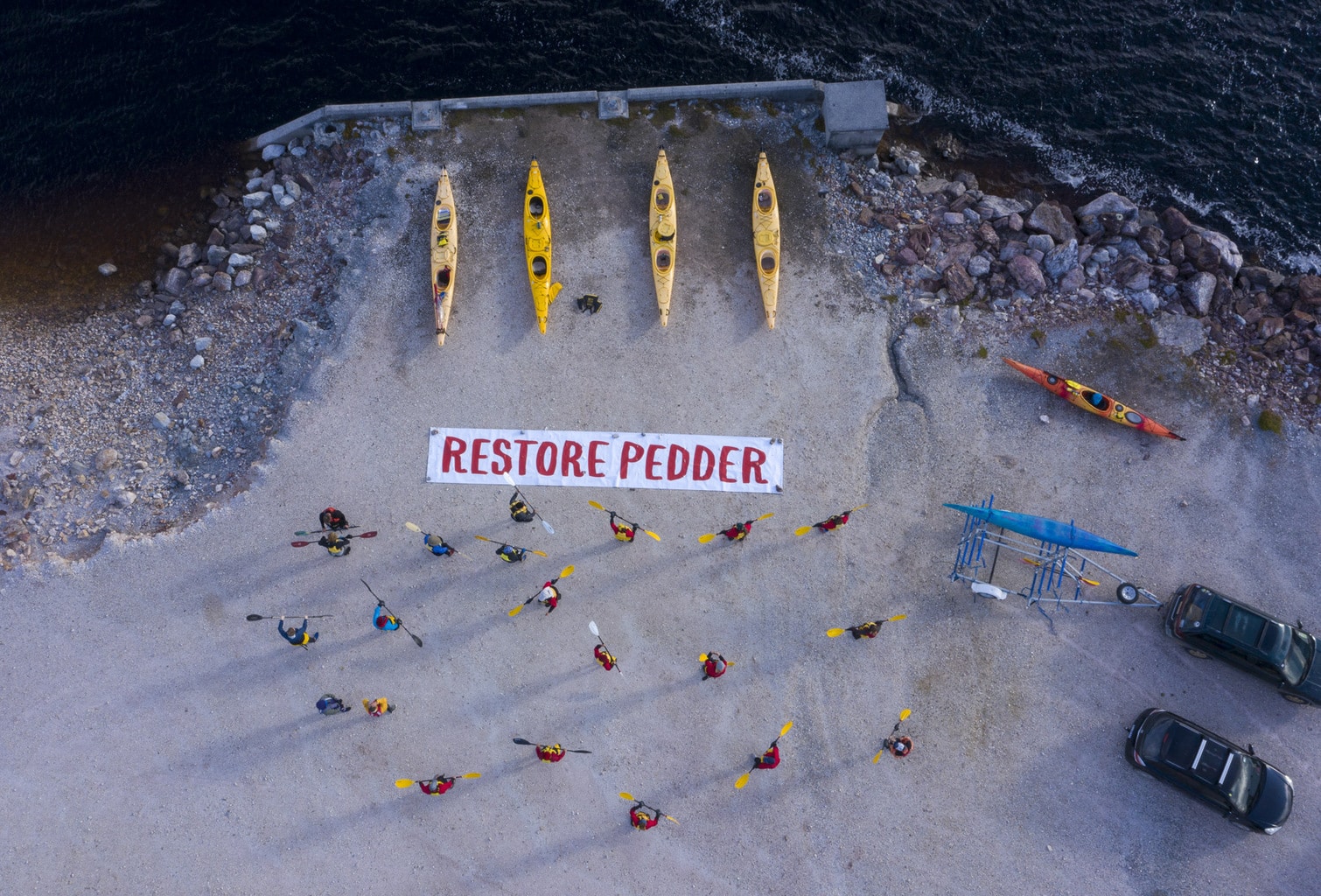 Paddle for Pedder Raises Banner over Original Beach 4 Paddle for Pedder Raises Banner over Original Beach 4