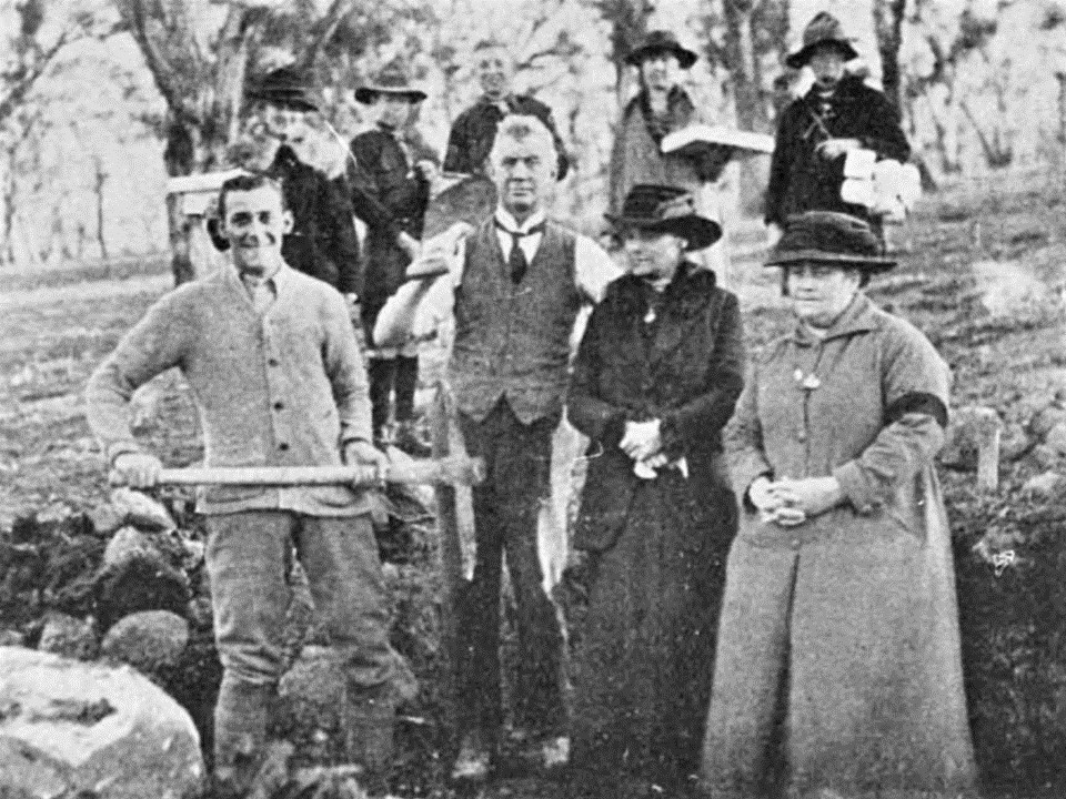 Tas That Was ― The Soldier’s Memorial Avenue Tasmanian Times