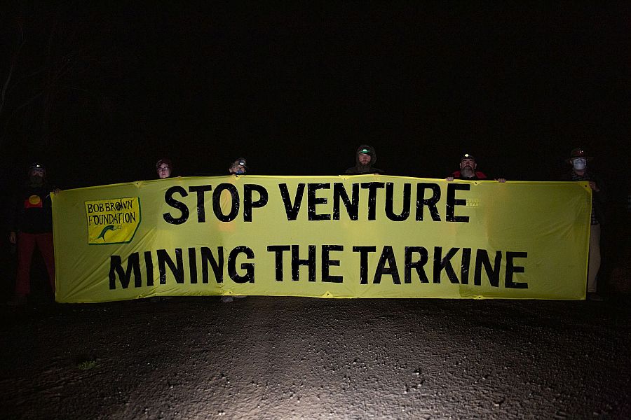 Activists Block Works at Tarkine Mine 1