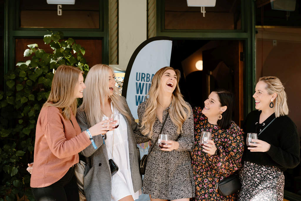 Rush to Urban Wine Walk 17
