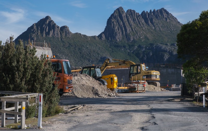 Why is the Government Proposing to Build a Cableway to Cradle Mountain? 1