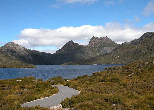 Road Closure Dove Lake 1