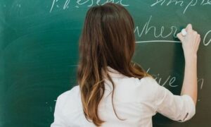 AEU: 'Schools Unable to Cope' 29