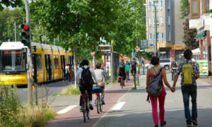 Australian Cities Out-of-step on Walkability, Transport 16