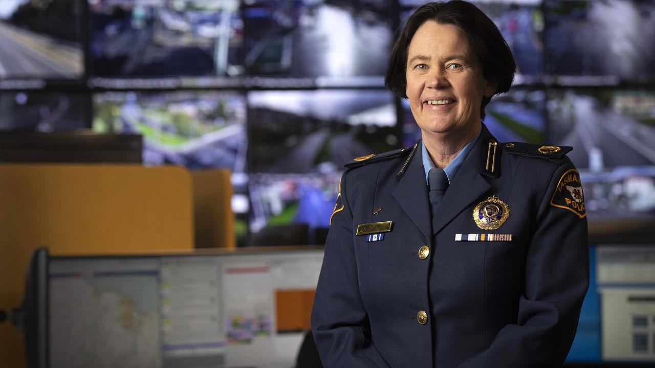 Donna Adams Becomes First Woman Police Chief 1