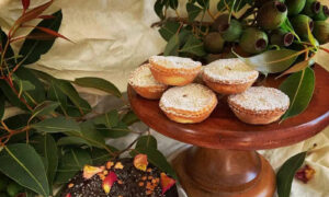 Christmas Cake is Still in Fashion 22
