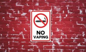 AMA: Public Backs Tougher Vaping Regulations 24