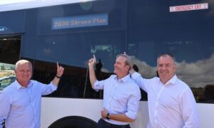 Liberals Promise to Halve Bus Fares for a Year 21