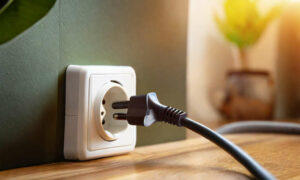 Labor Promises to Electricity Abolish (Dis-) & Connection Fees 4
