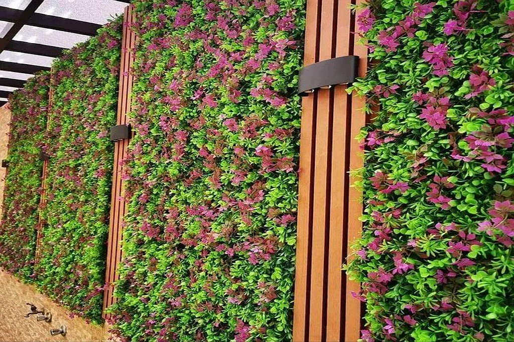 10 Essential Reasons to Add Artificial Vertical Garden in Your Home, Garden or Office 5 10 Essential Reasons to Add Artificial Vertical Garden in Your Home, Garden or Office 5