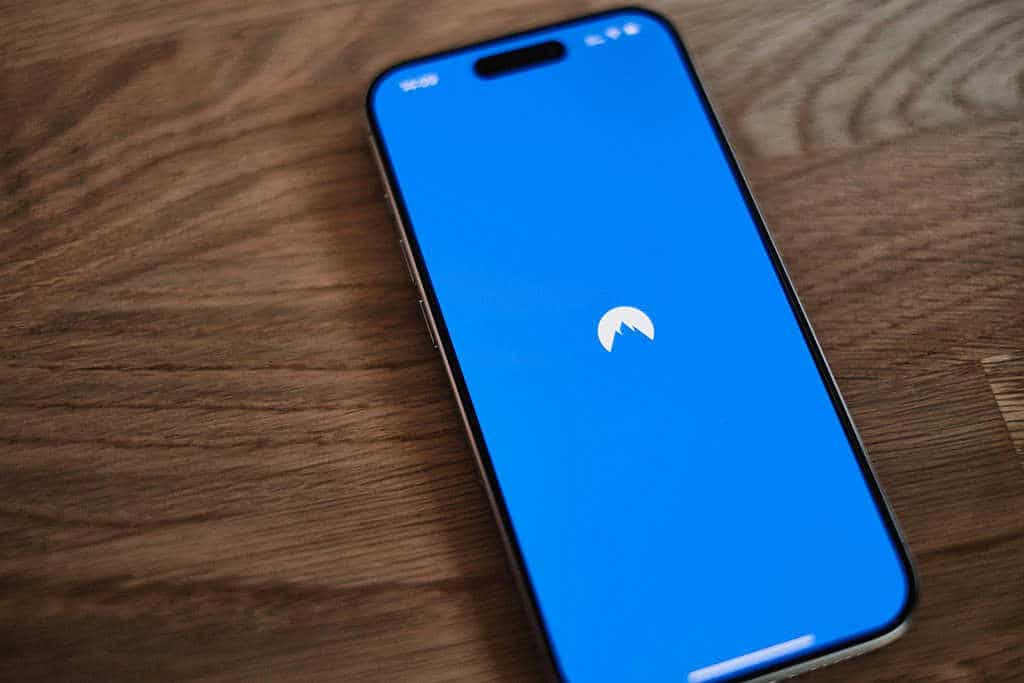 VPN for Phone Users - Protecting Your Data on Public Wi-Fi and Beyond 2 VPN for Phone Users - Protecting Your Data on Public Wi-Fi and Beyond 2
