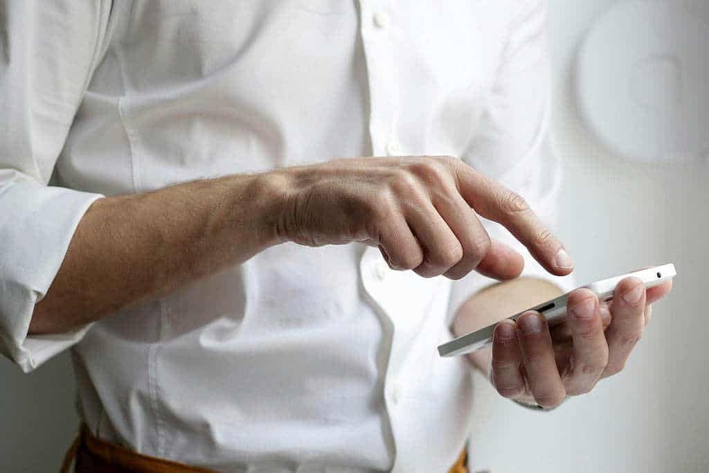 VPN for Phone Users - Protecting Your Data on Public Wi-Fi and Beyond 1 VPN for Phone Users - Protecting Your Data on Public Wi-Fi and Beyond 1