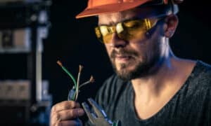 Master Builders Admit Not Enough Tradies to Build Stadium 16