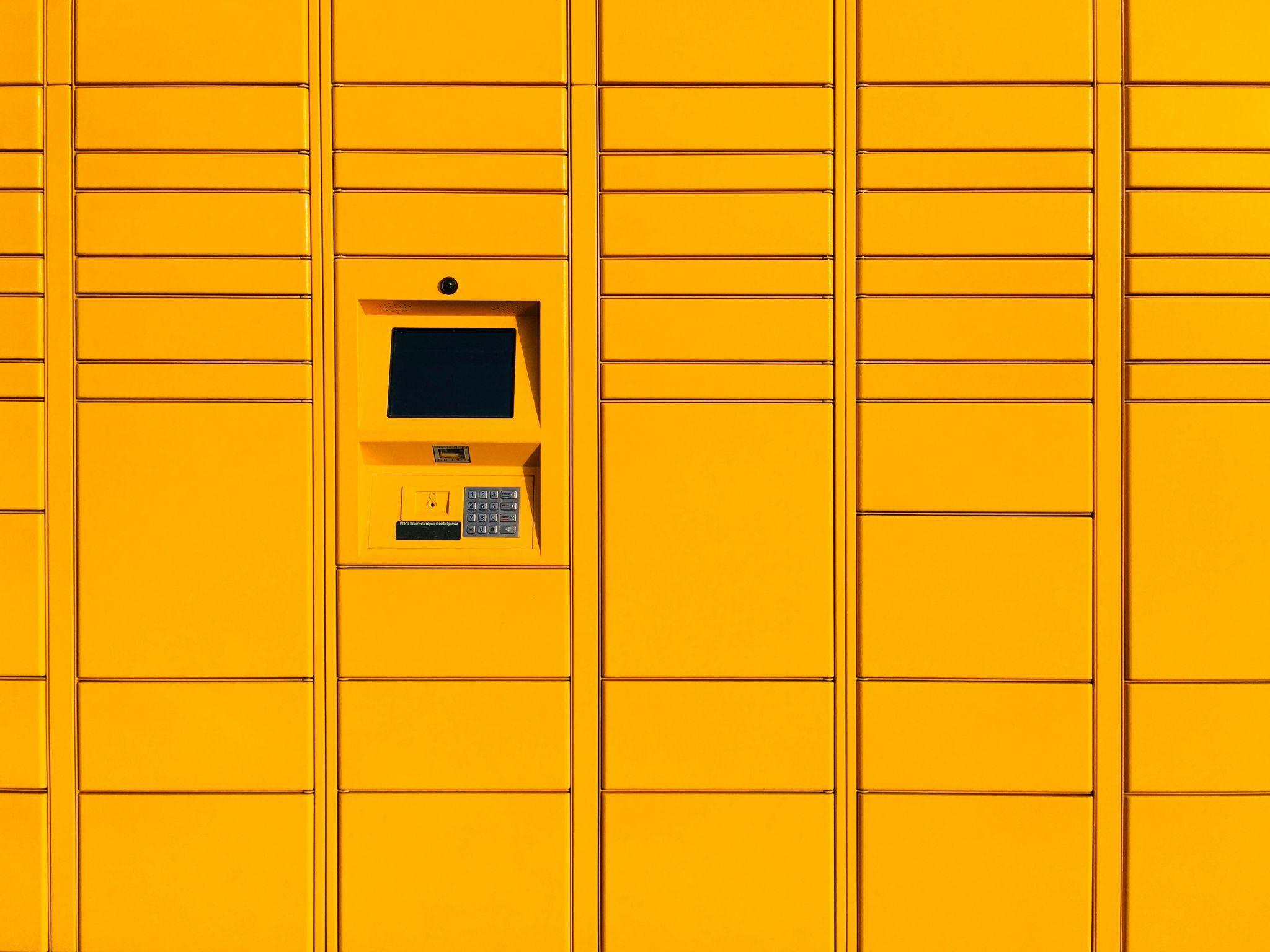 The Future of Smart Lockers - Trends and Innovations 1 The Future of Smart Lockers - Trends and Innovations 1