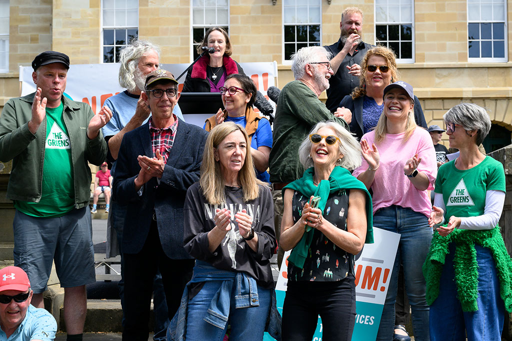 No Stadium Rally Photo Essay By Philip Bohle - Tasmanian Times