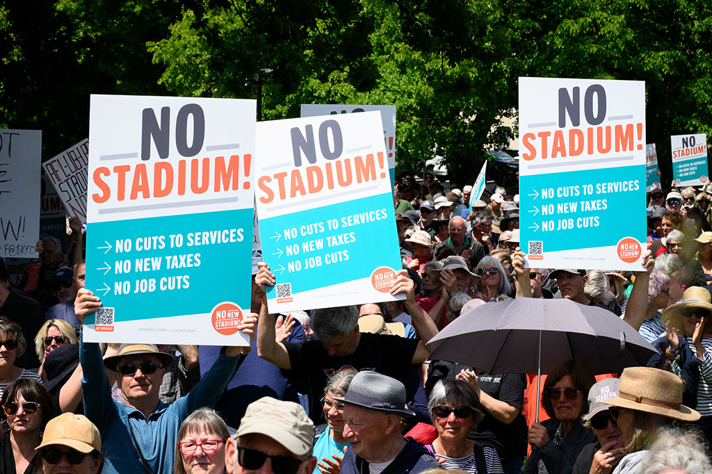 No Stadium Rally Photo Essay By Philip Bohle - Tasmanian Times