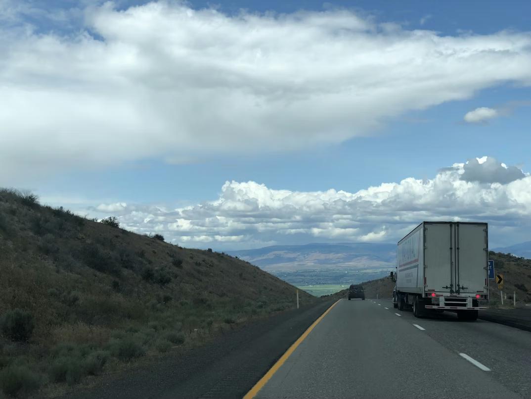 Moving Interstate? Here's Your Complete Checklist for a Stress-Free Relocation 3 Moving Interstate? Here's Your Complete Checklist for a Stress-Free Relocation 3