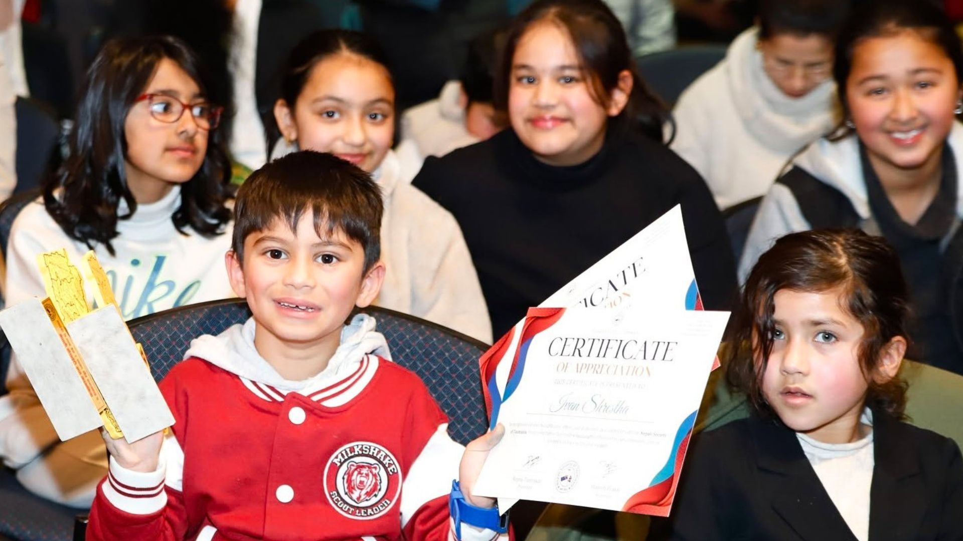 How Tasmanian Schools Can Help Students from Refugee Backgrounds to Thrive – A Call for a Whole-School Approach 2 How Tasmanian Schools Can Help Students from Refugee Backgrounds to Thrive – A Call for a Whole-School Approach 2