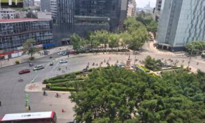 Arriving in The Big Taco - Alan's World Cup Blog #19 1